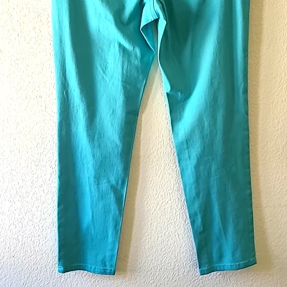 NWOT Charter Club Skinny Ankle Jeans - Picture 11 of 17